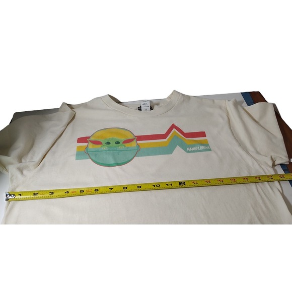 Star‎ Wars Lucas Film Tee Shirt Mens Mandalorian Size Medium Baby Yoda SEE - Picture 4 of 7